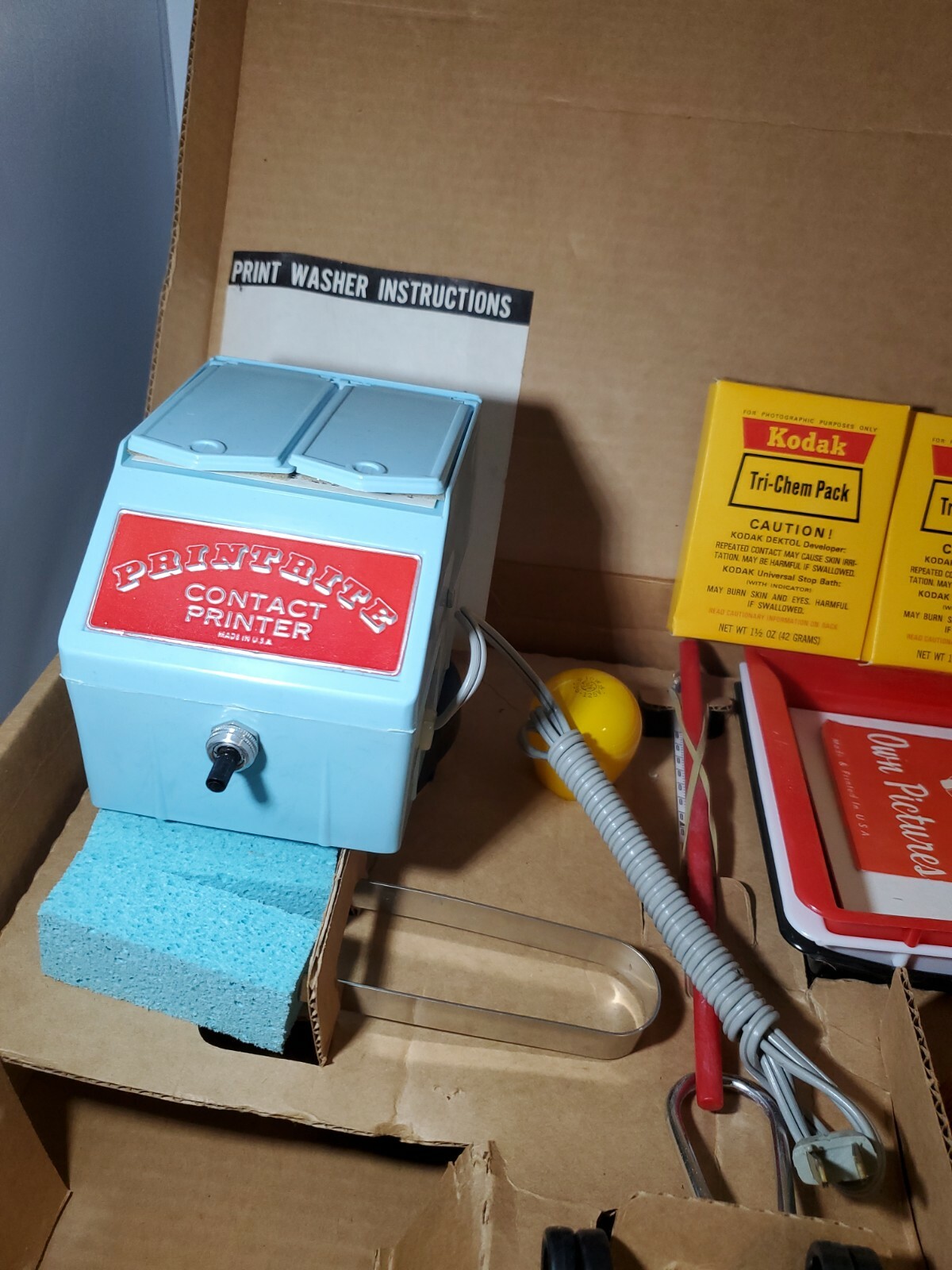 Vintage Kodak Photograph Developing Kit RARE