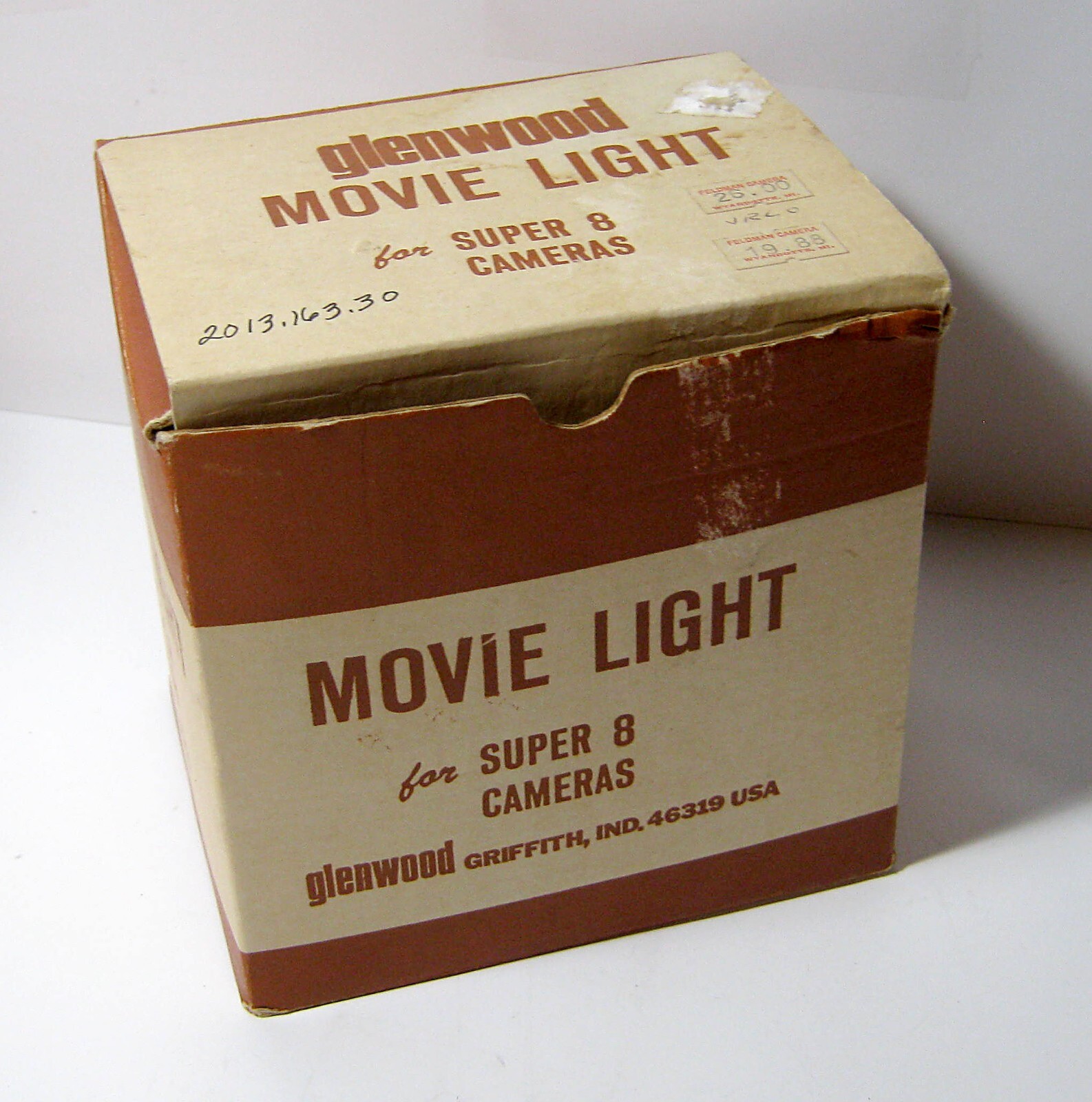 Vintage Glenwood Super 8 Movie Light Model # G650