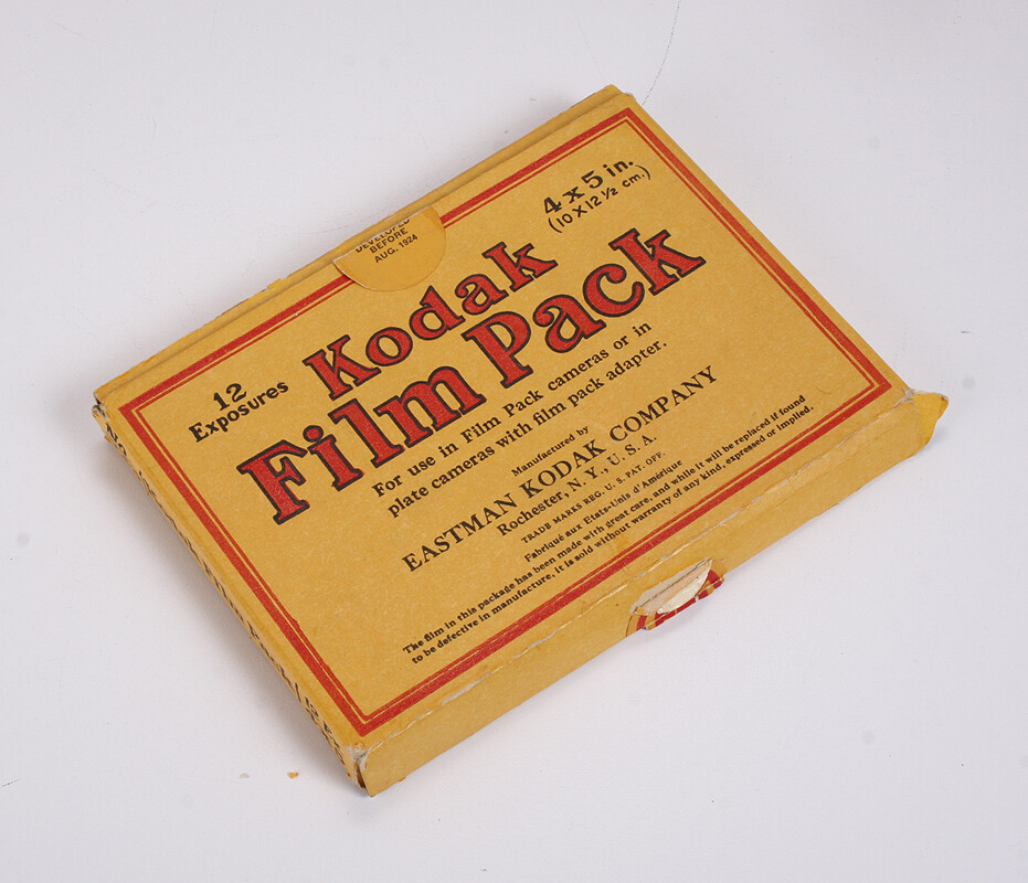 KODAK BOX ONLY FOR 4X5 FILM PACK, EXPIRE DATE AUG 1924/cks/215326