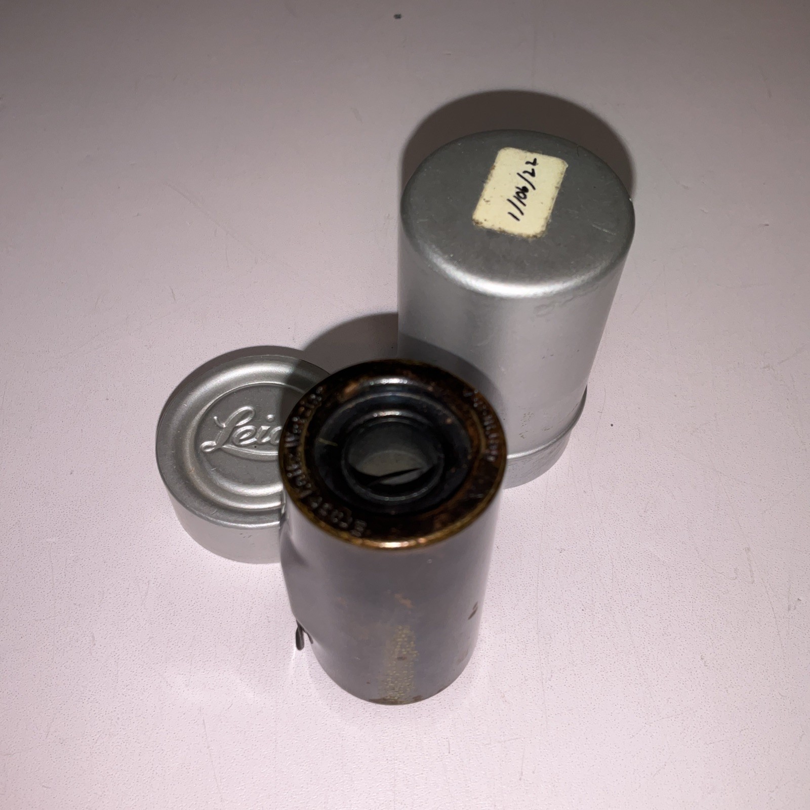 Vintage Leica Leitz Wetzlar Germany Reloadable 35mm Film Cassette w/ Metal Case
