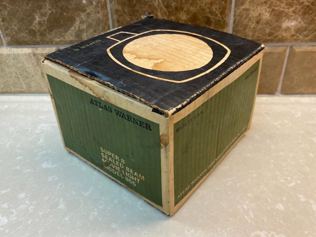 VINTAGE ATLAS WARNER SUPER 8 SEALED BEAM MOVIE LIGHT TESTED WORKING