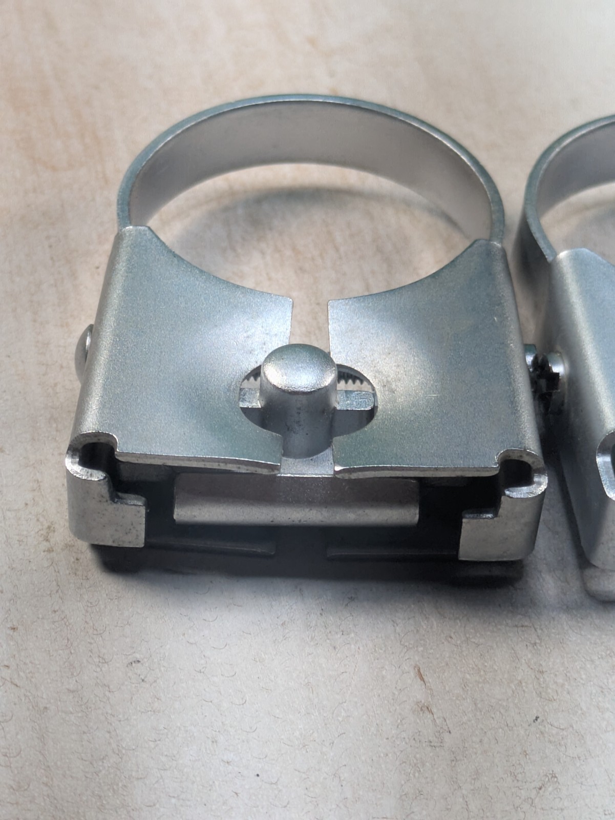 Graflex Flash Bracket Clamps Set/Pair