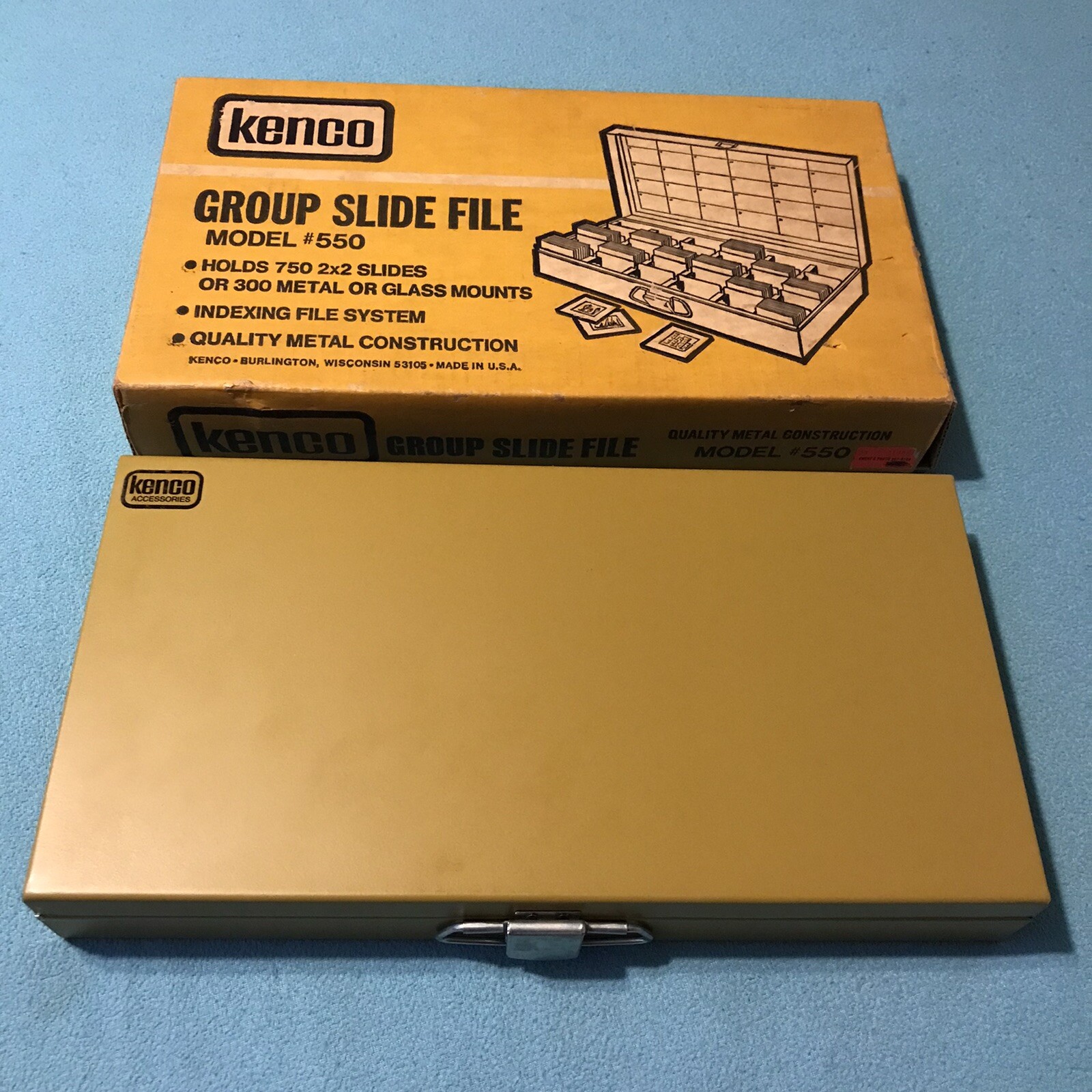 Kenco / Group Slide File / Model #550 / Holds 750 2″x2″ Slides