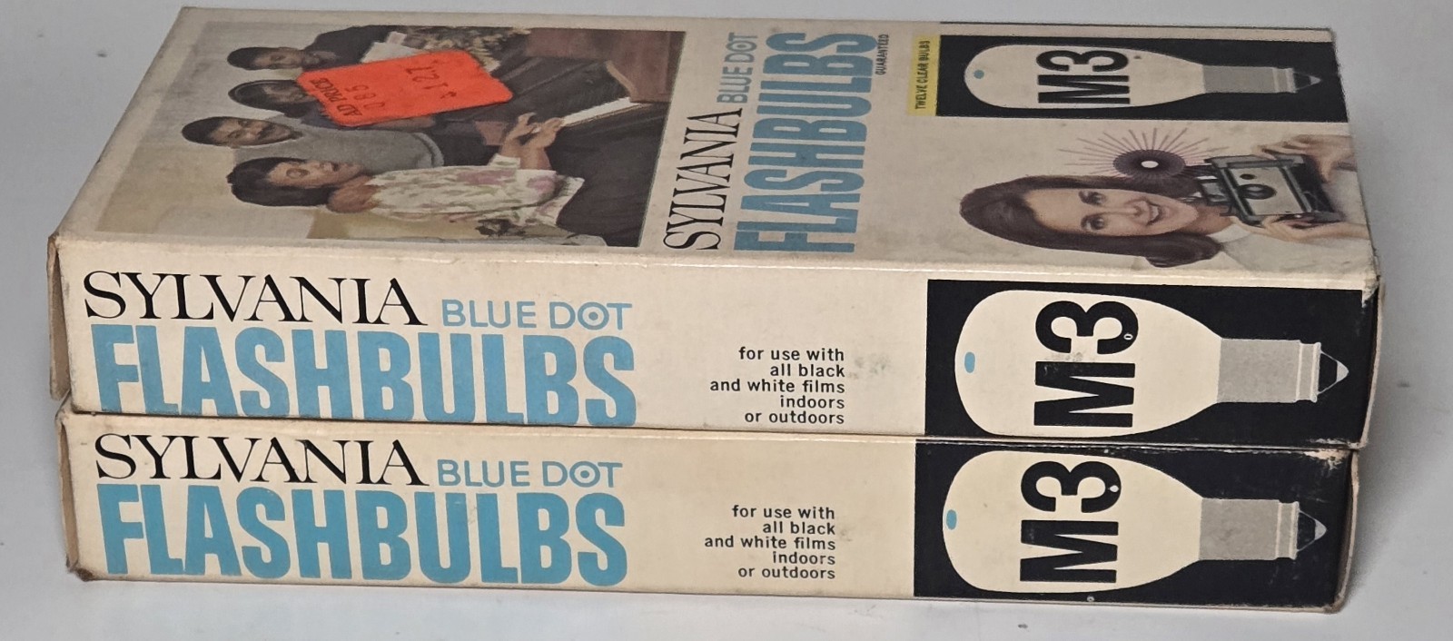 Vintage Sylvania M3 Blue Dot Flashbulbs 12 Ct NOS Original Box Camera Flash