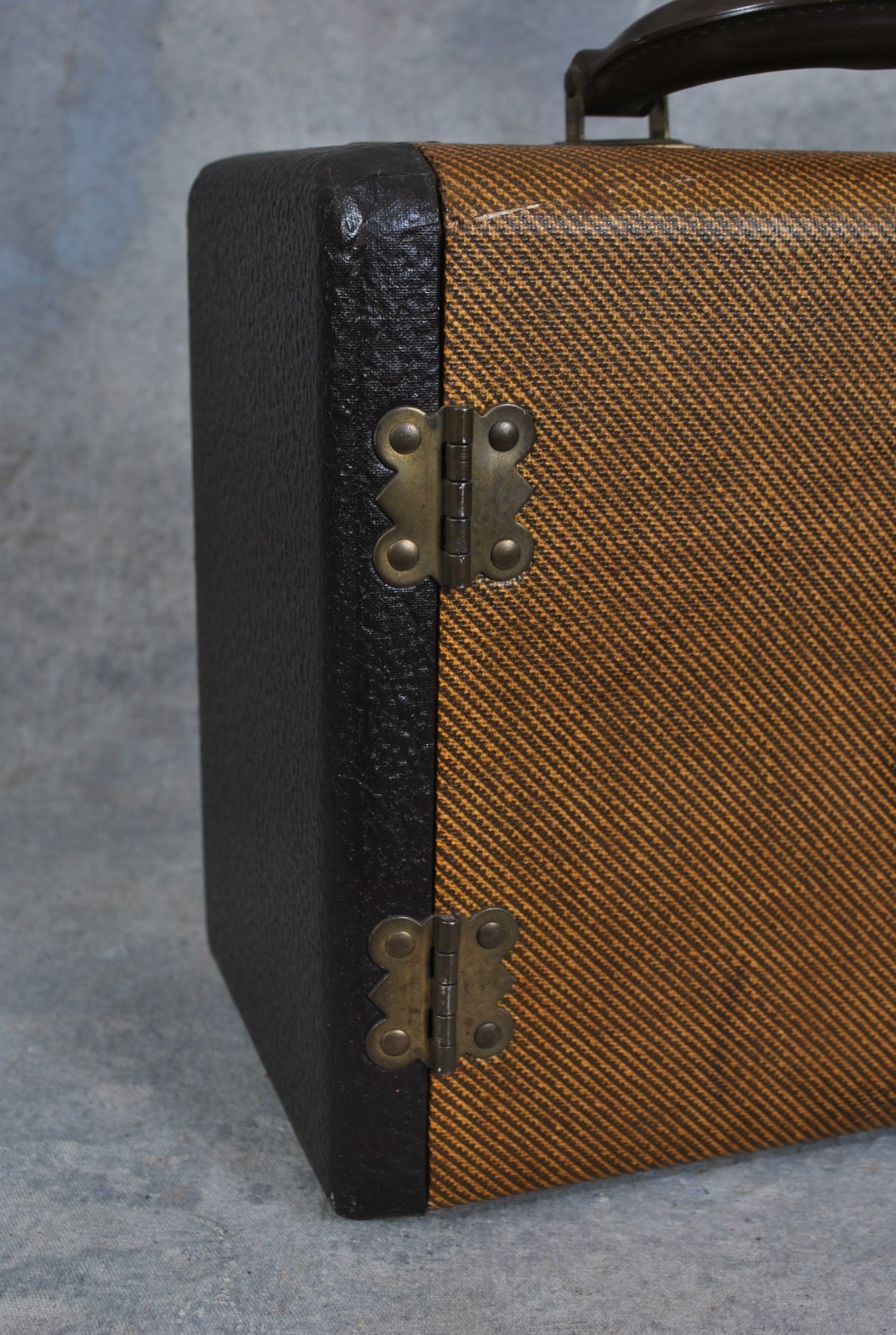 Barnett & Jaffe of Philadelphia Portable Baja Slide Case That Holds 300 Slides