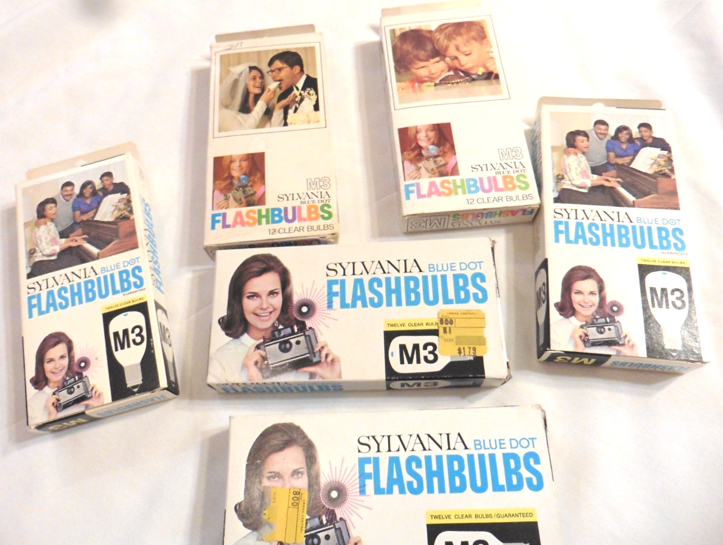 Lot of (63) Vintage Sylvania M3 Blue Dot Flashbulbs -5 Boxes +1/4/ New Old Stock