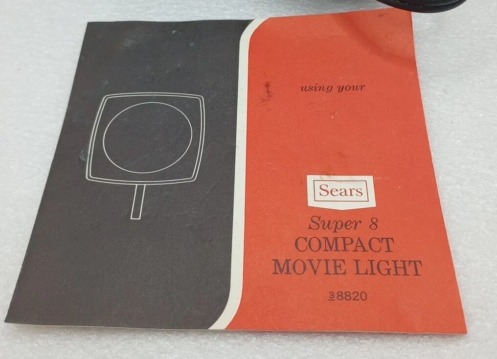 Sears Super 8 Compact Movie Light ~ model 8820 ~ Tested Working (VG)