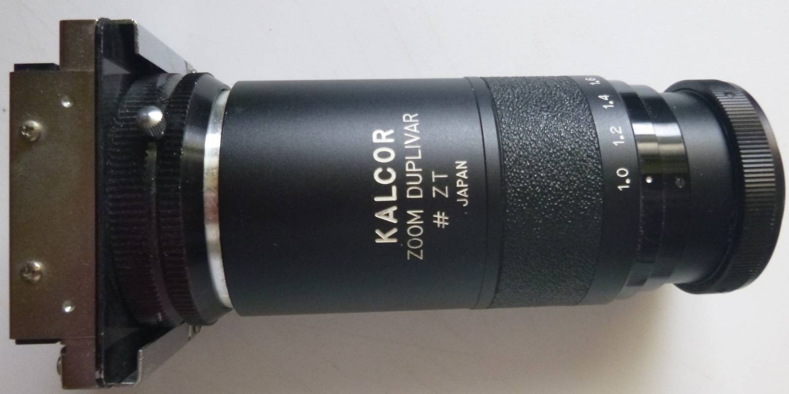 Vintage KALCOR 35mm SLR Duplivar Variable Magnification Duplicator. M42 mount.