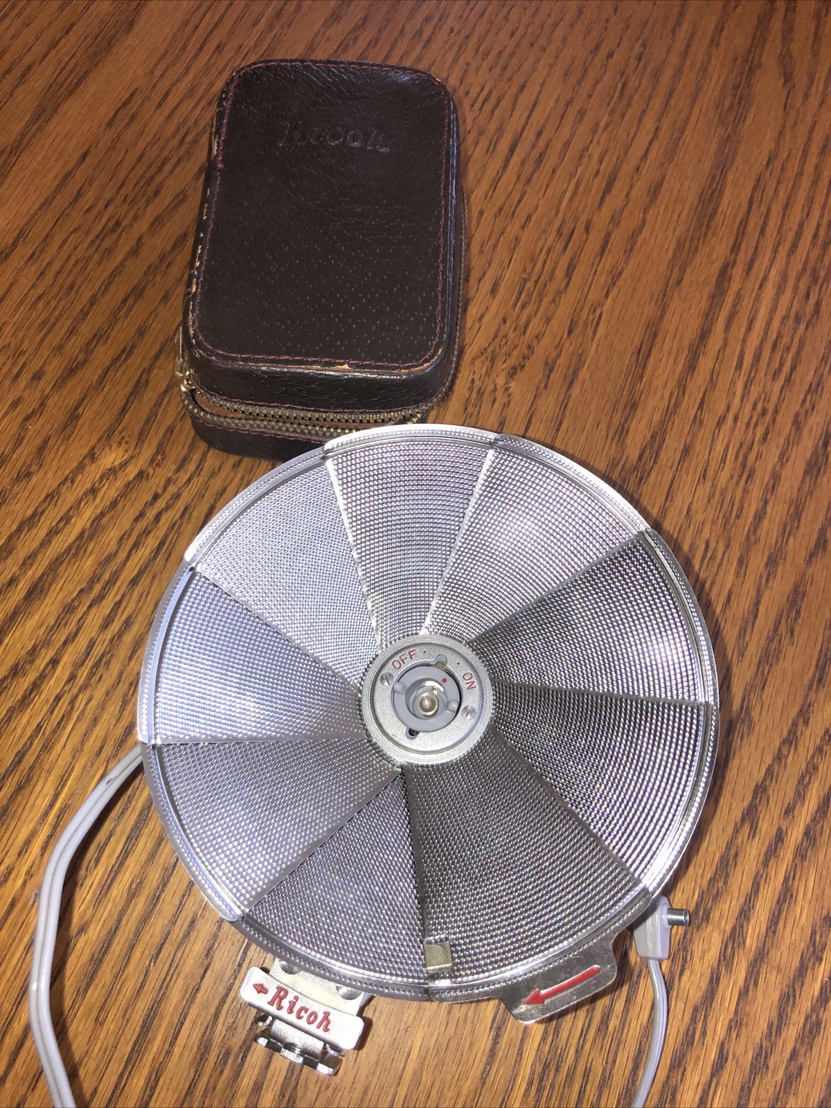 Ricoh BC-605 Folding Camera Flash Unit with Leather Soft Case | Untested