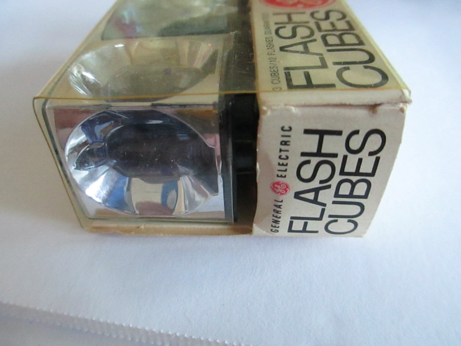 New Old Stock General Electric 3 Flash Cubes, Set Of 3 / Camera Parts A14