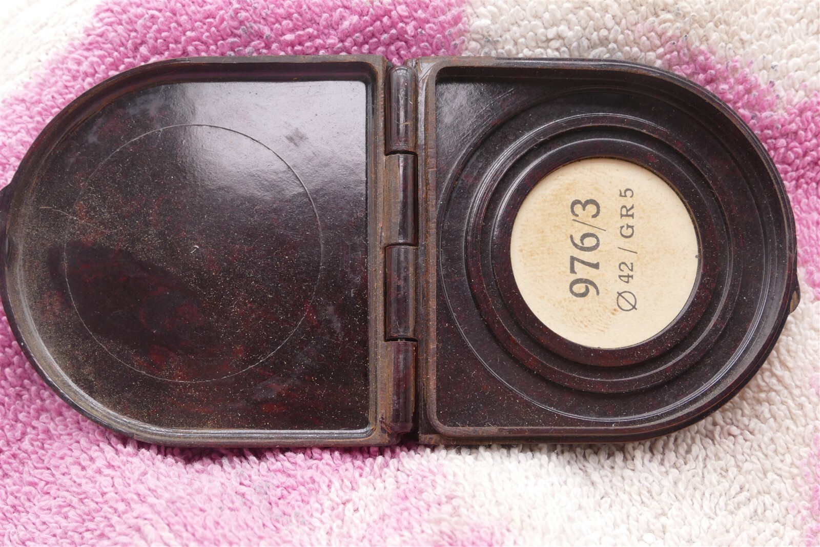 Zeiss Ikon 42mm Brown Bakelite Filter Case For 40.5mm Filter