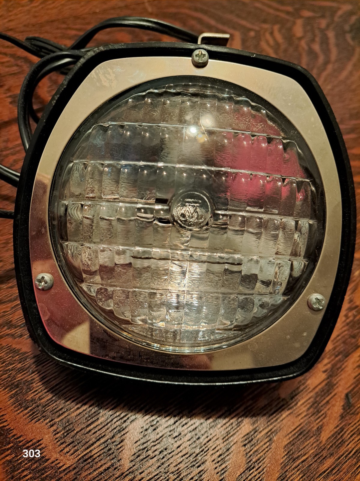 Atlas Warner Super 8 Sealed Beam Movie Light Model 855 w/ Box