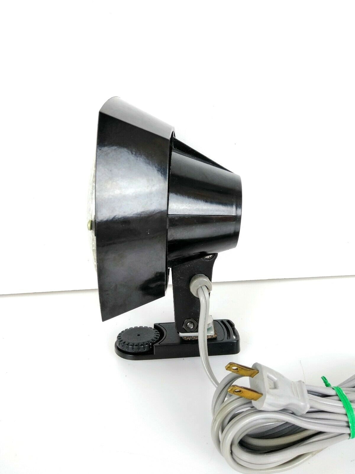 Mobilite Portable Sunshine 650 Watt Sealed Vintage Beam Lamp Light