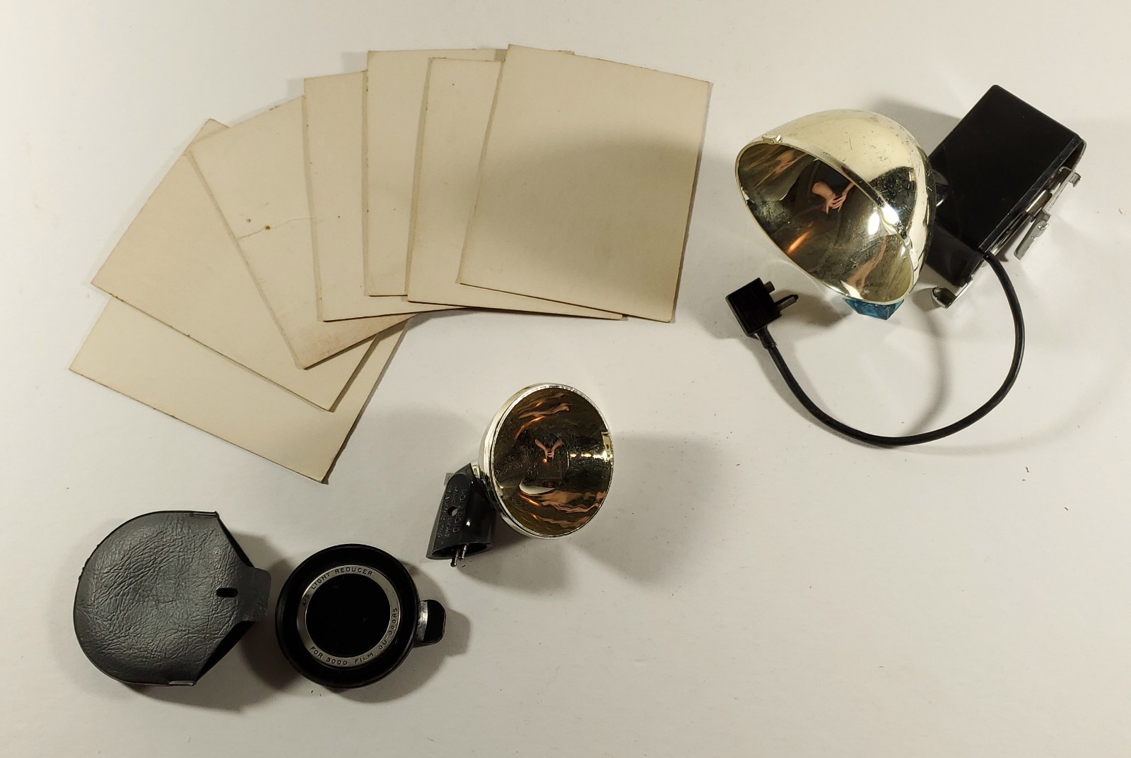 VTG Polaroid Accessories Lot of Flasher 256 Flash 268 7 Photo Mounts 4-S Filter