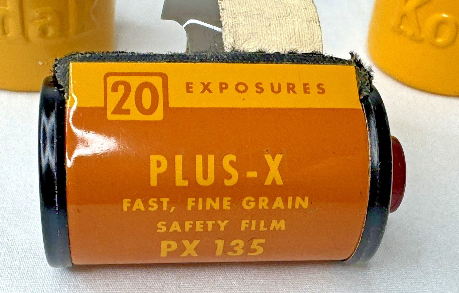 Lot of VTG 2 Kodak Empty Green Yellow Metal 35mm Canisters & PLUS-X PX 135 Film