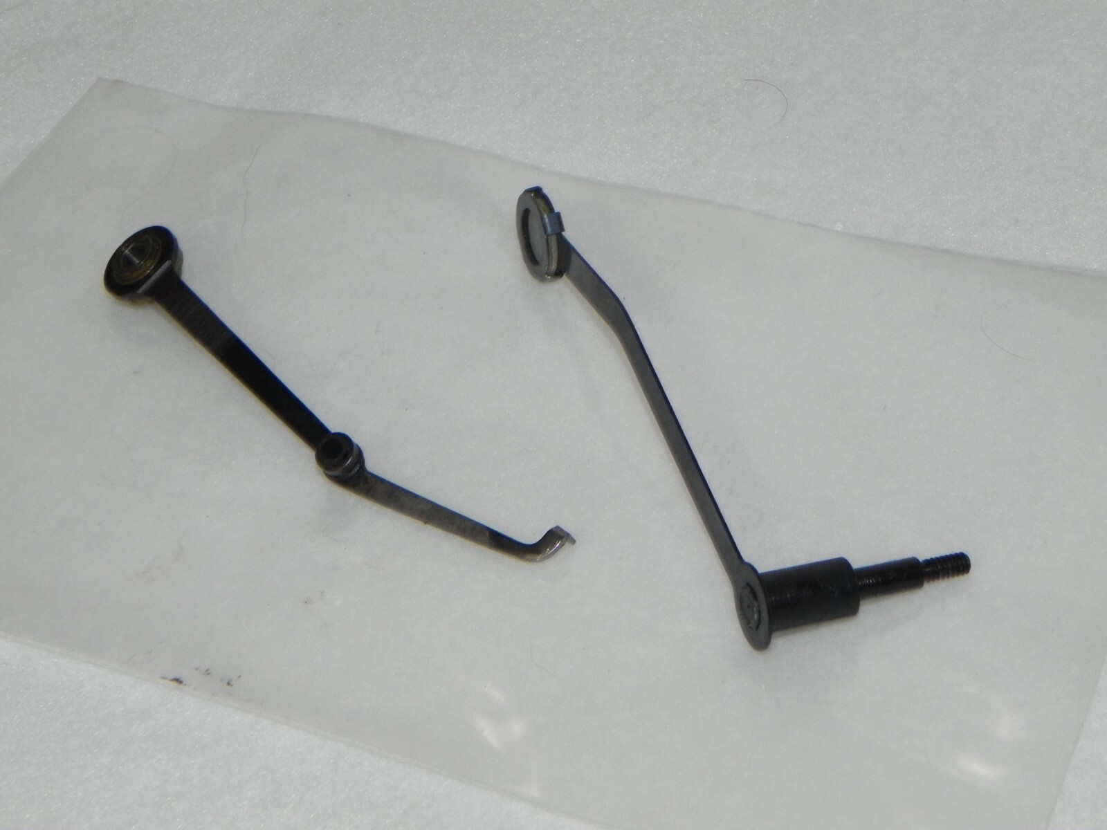 Ampro Futurist 8 Projector Parts: 2 levers