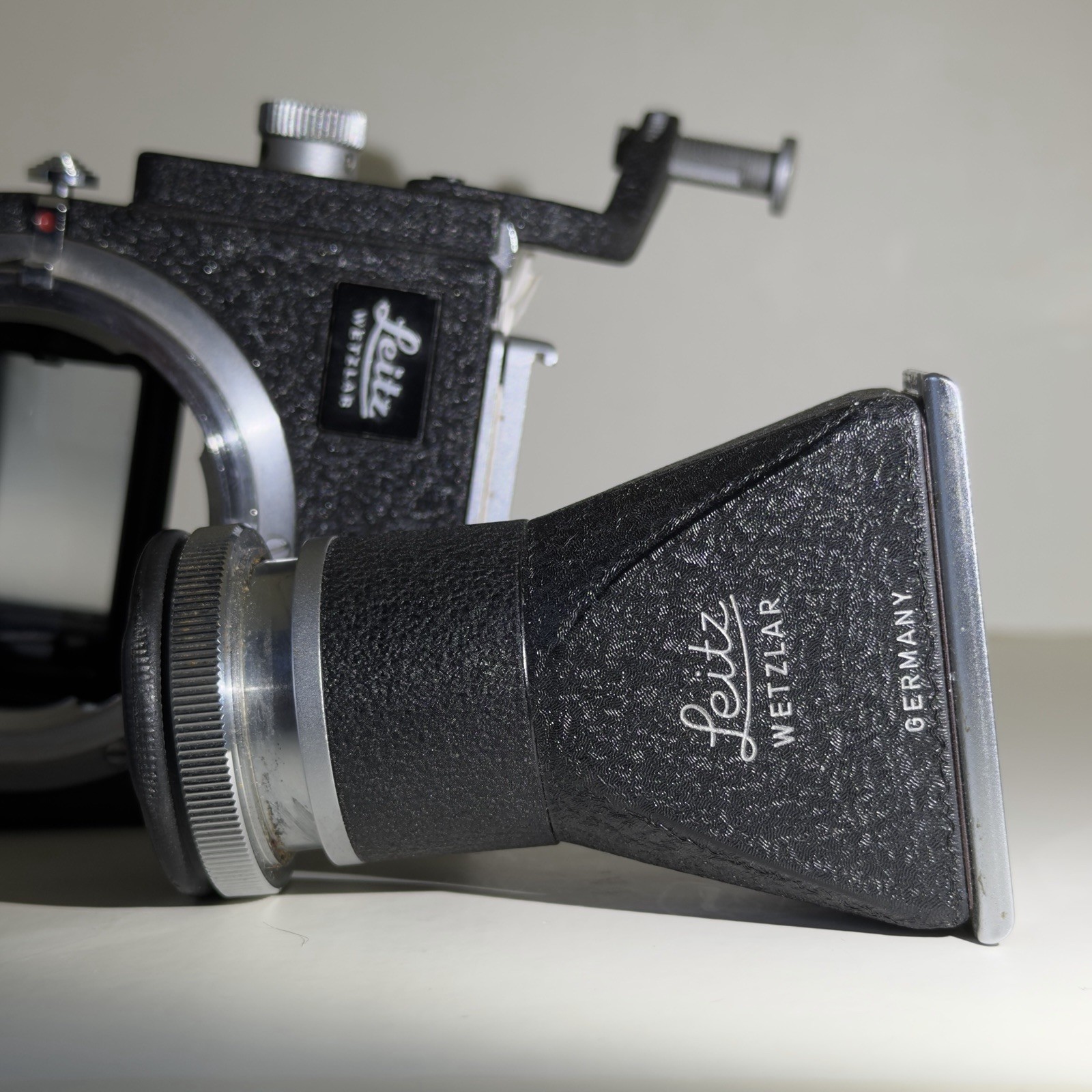 Leica Leitz Visoflex II w/ OTVXO 5x Vertical Magnifier Body Cap M Mount A15
