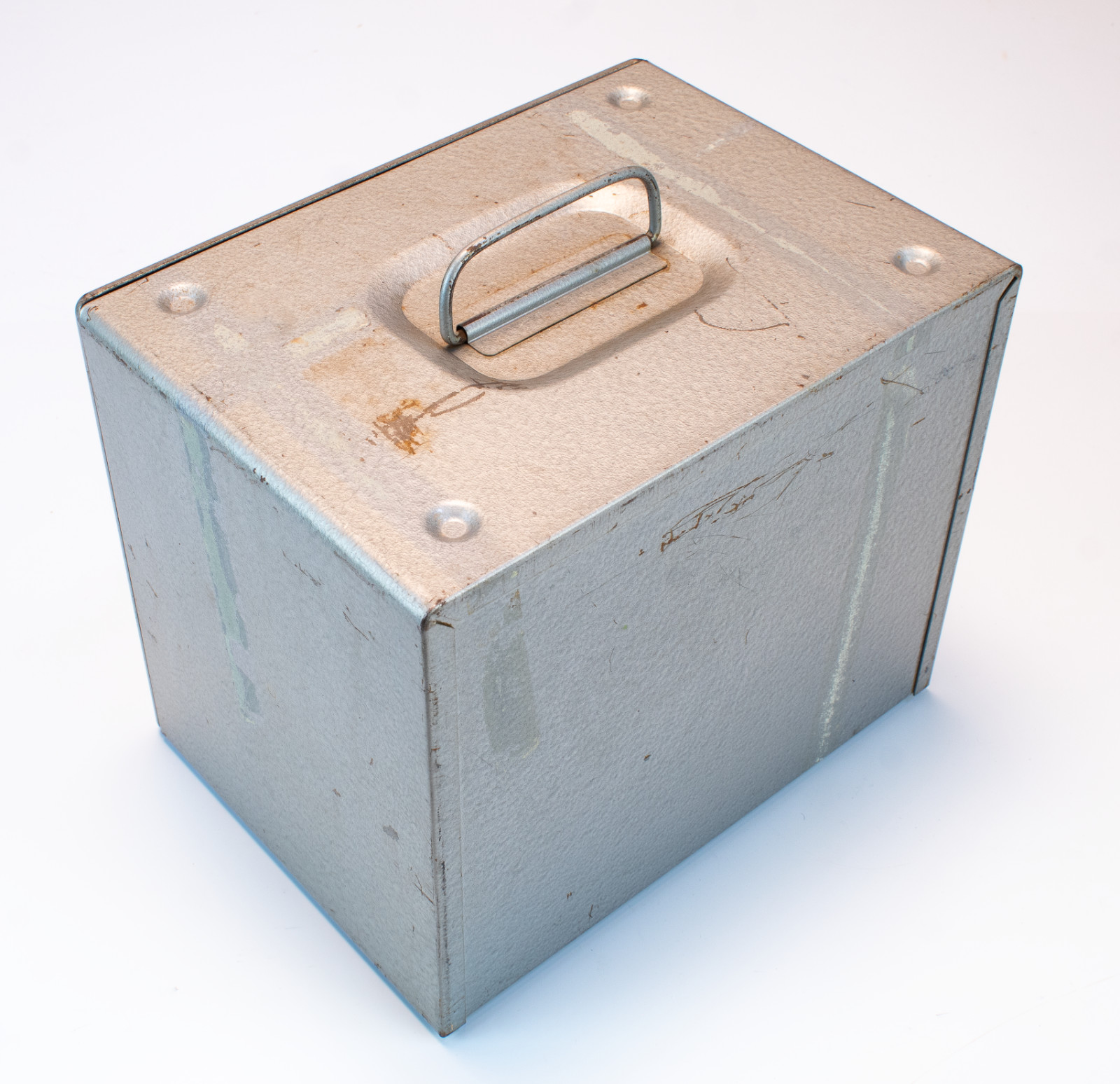 12 Film Reel Brumberger Holder Carry Case Metal Box Home Movies 1950’s Vintage