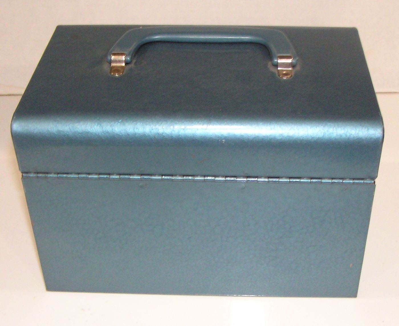 Bruce 8mm Film Storage Case 12 Slot +10 Empty Metal Reel Canister