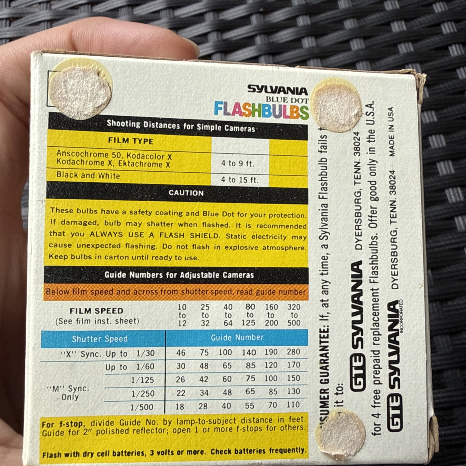 Vintage – Flash Bulbs Sylvania AG1B Blue Dot – 12 Flashbulbs