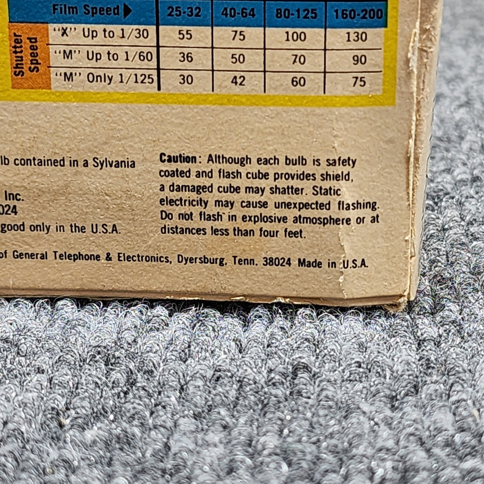 Flash Cubes Sylvania Blue Dot VTG 7 packs Of 3 Cubes ea. And 2 Flash Bars NOS