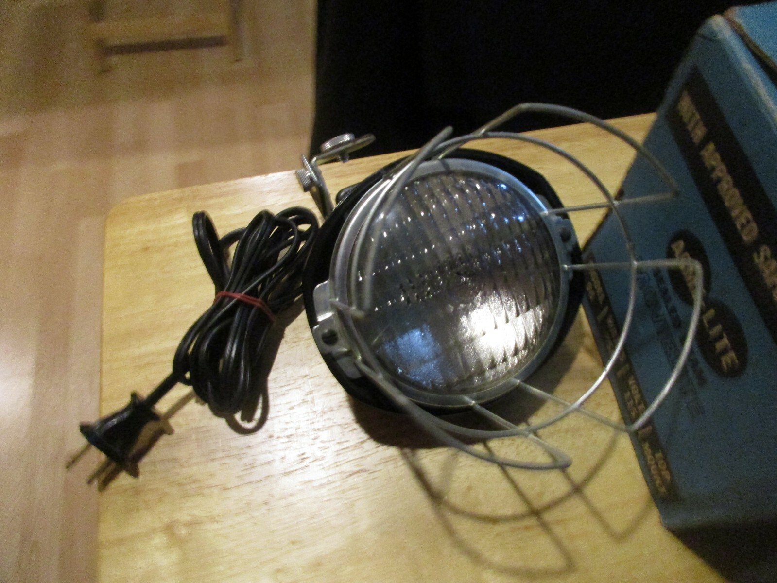 ACME-LITE Movielite Sealed Beam Protective Guard 45 Bounce Swiveling super 8 Cam