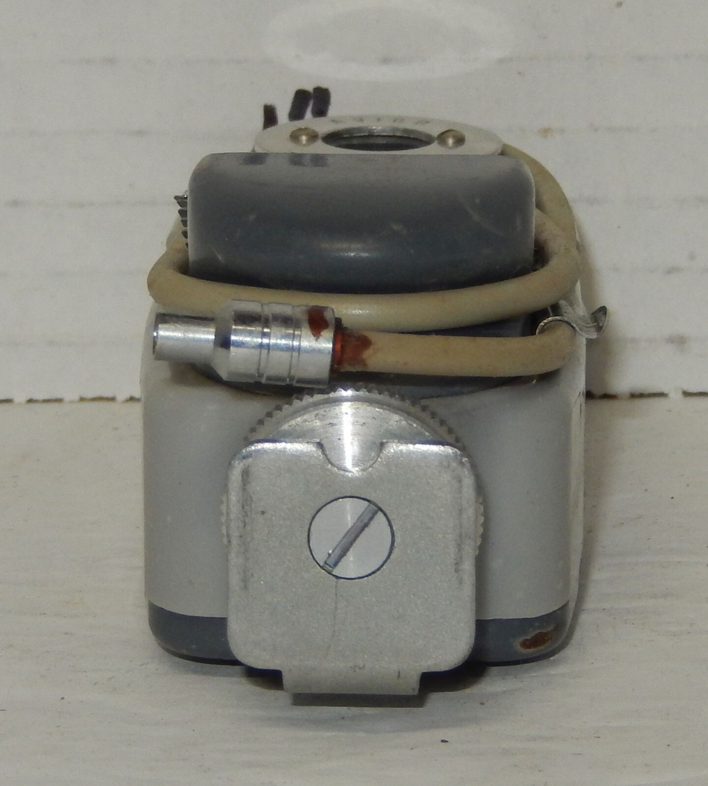Vintage Avigo Crown Pocket Fan Flash Gun Tilting Head and Cable