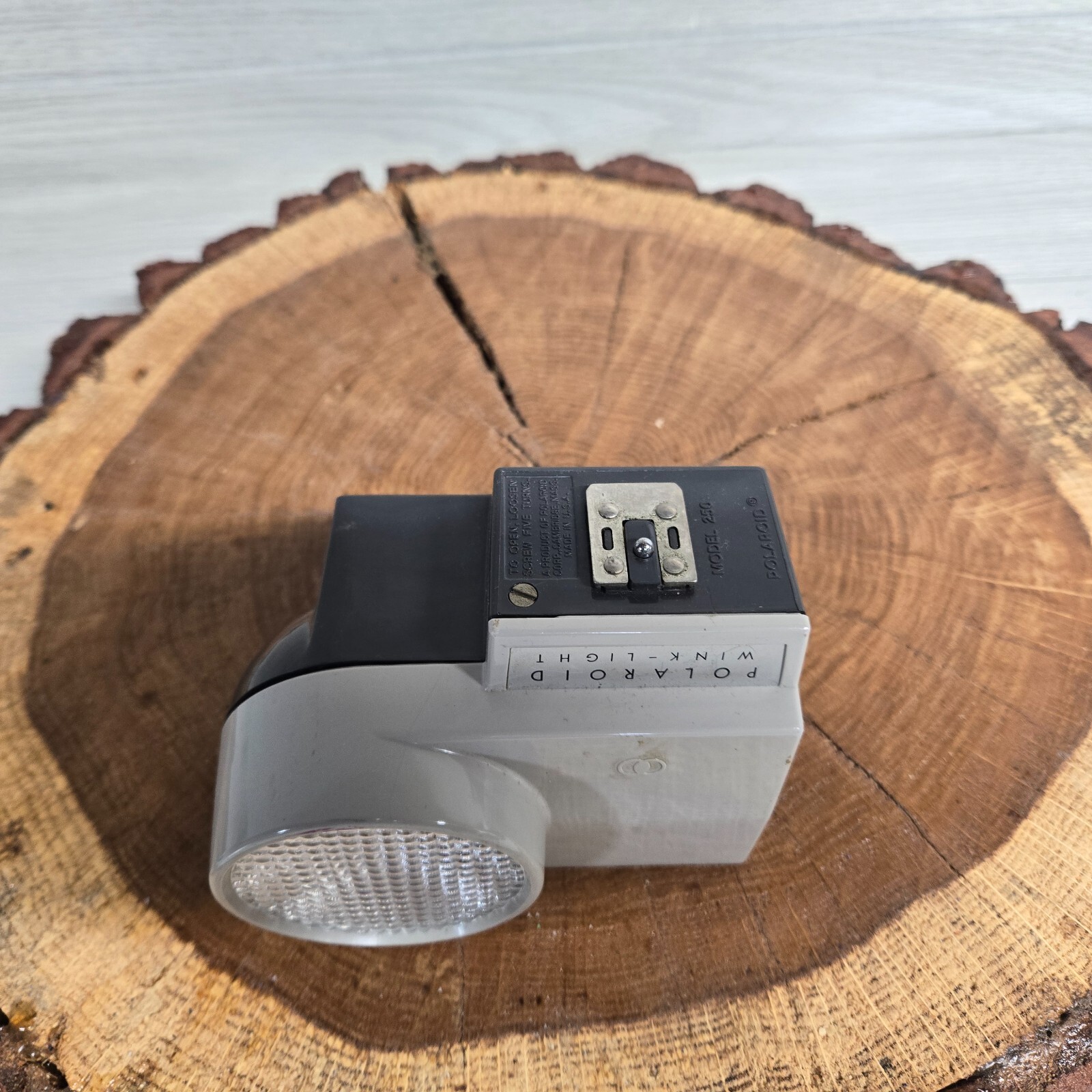 Polaroid Wink-Light Flash Model 250