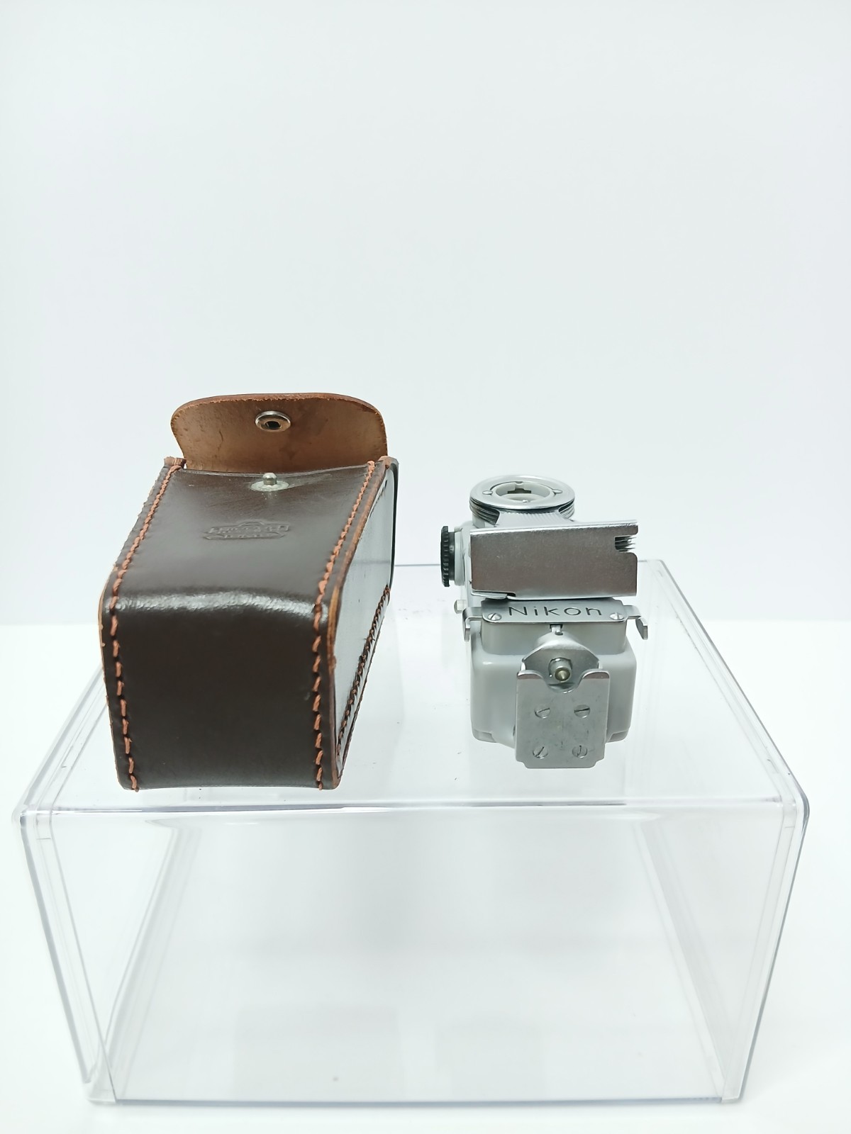 Vintage Nikon BC-5 Range Finder Folding Fan Flash Unit W/Original Leather Case